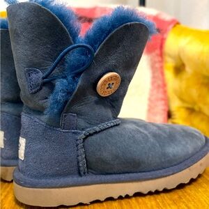 Girls Bailey in Blue